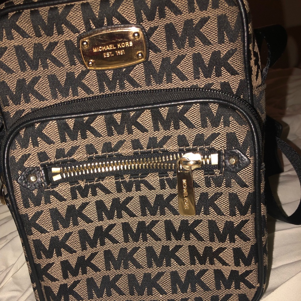 Michael Kors Crossbody Purse